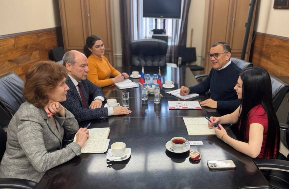 Embajador en Rusia se reúne con el Presidente del Centro Internacional Gastronómico