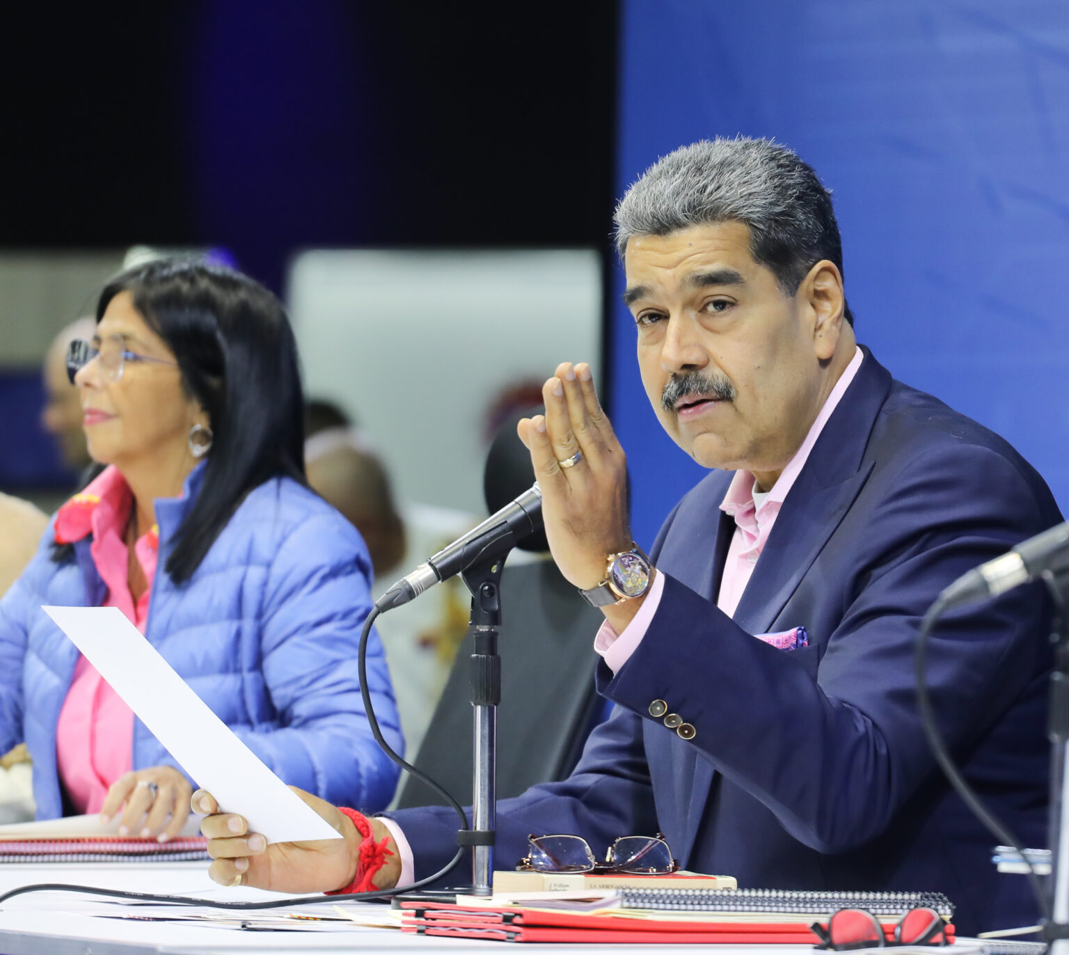 Élite de EEUU debe reconocer la necesidad de respetar y convivir con los pueblos