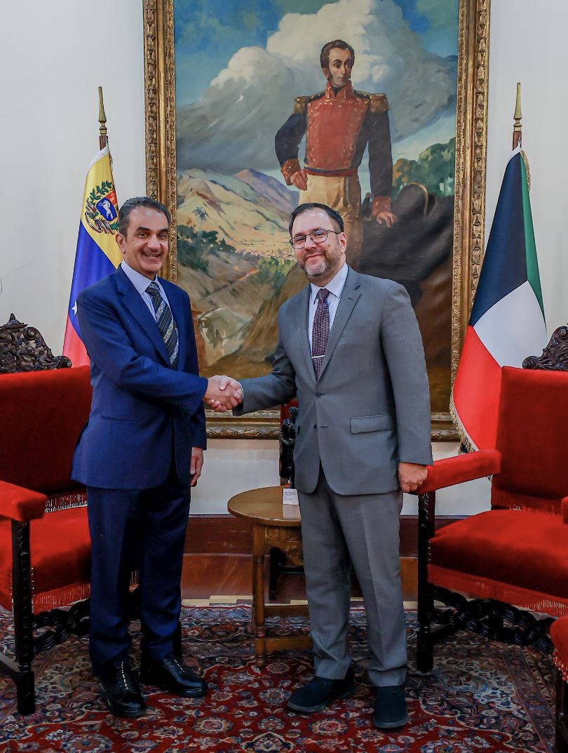 Canciller Yván Gil despide al Embajador del Estado de Kuwait