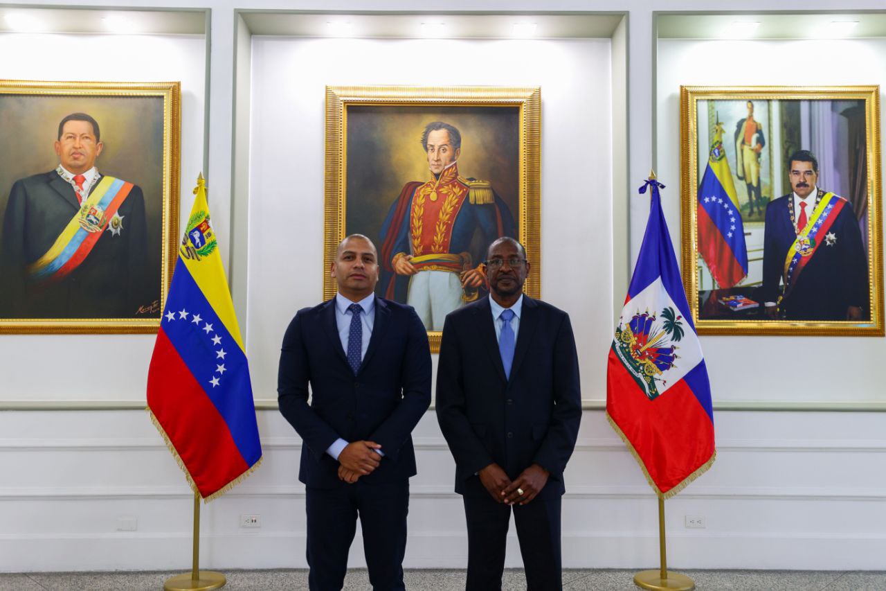 Cancillería recibe al Embajador designado de Haití ante Venezuela