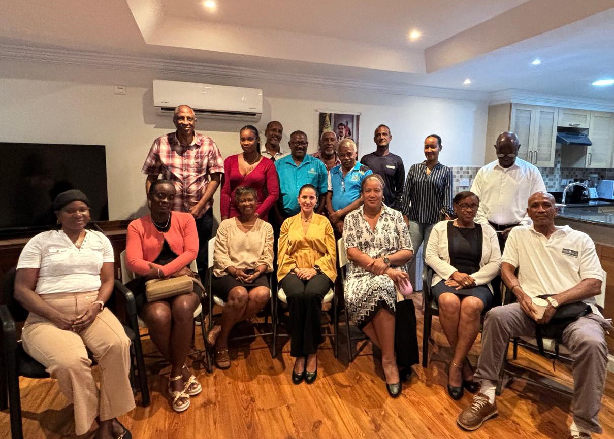 Embajada en Santa Lucía conmemora 23 años del rescate de la Revolución Bolivariana