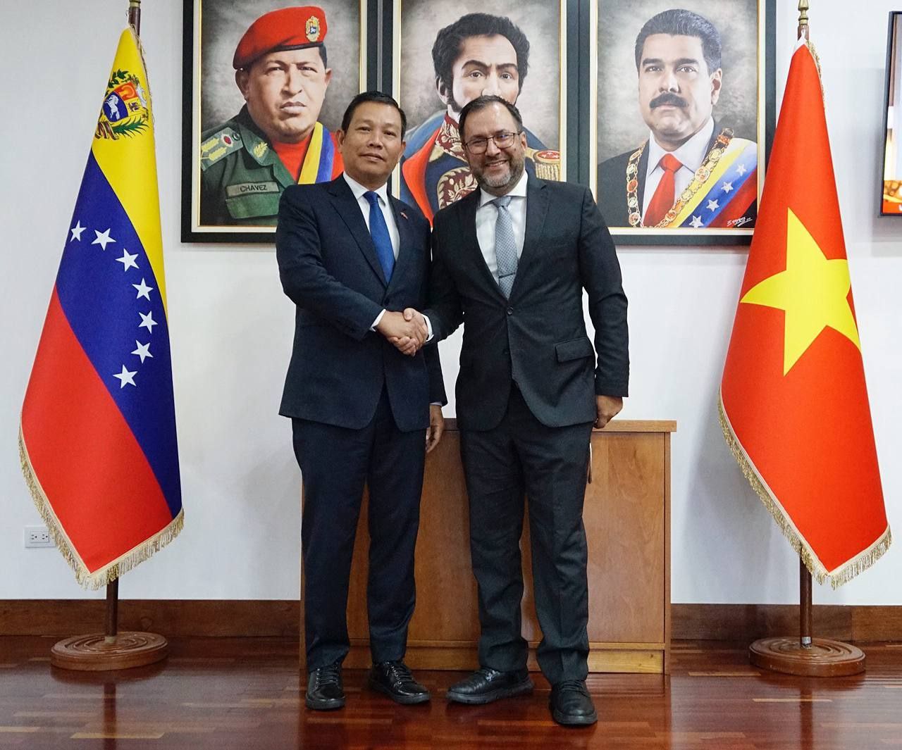 Venezuela y Vietnam manifiestan interés en fortalecer inversiones y cooperación agrícola