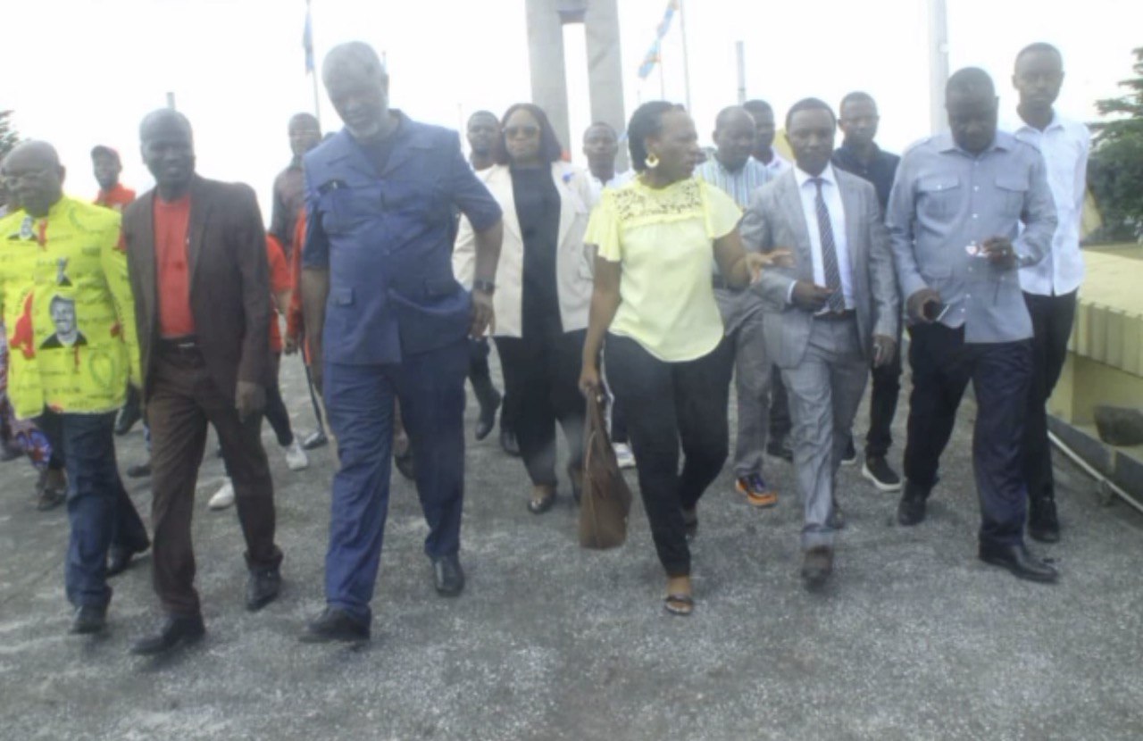 Embajadora de Venezuela visita Mausoleo de Patrice Lumumba en la RDC