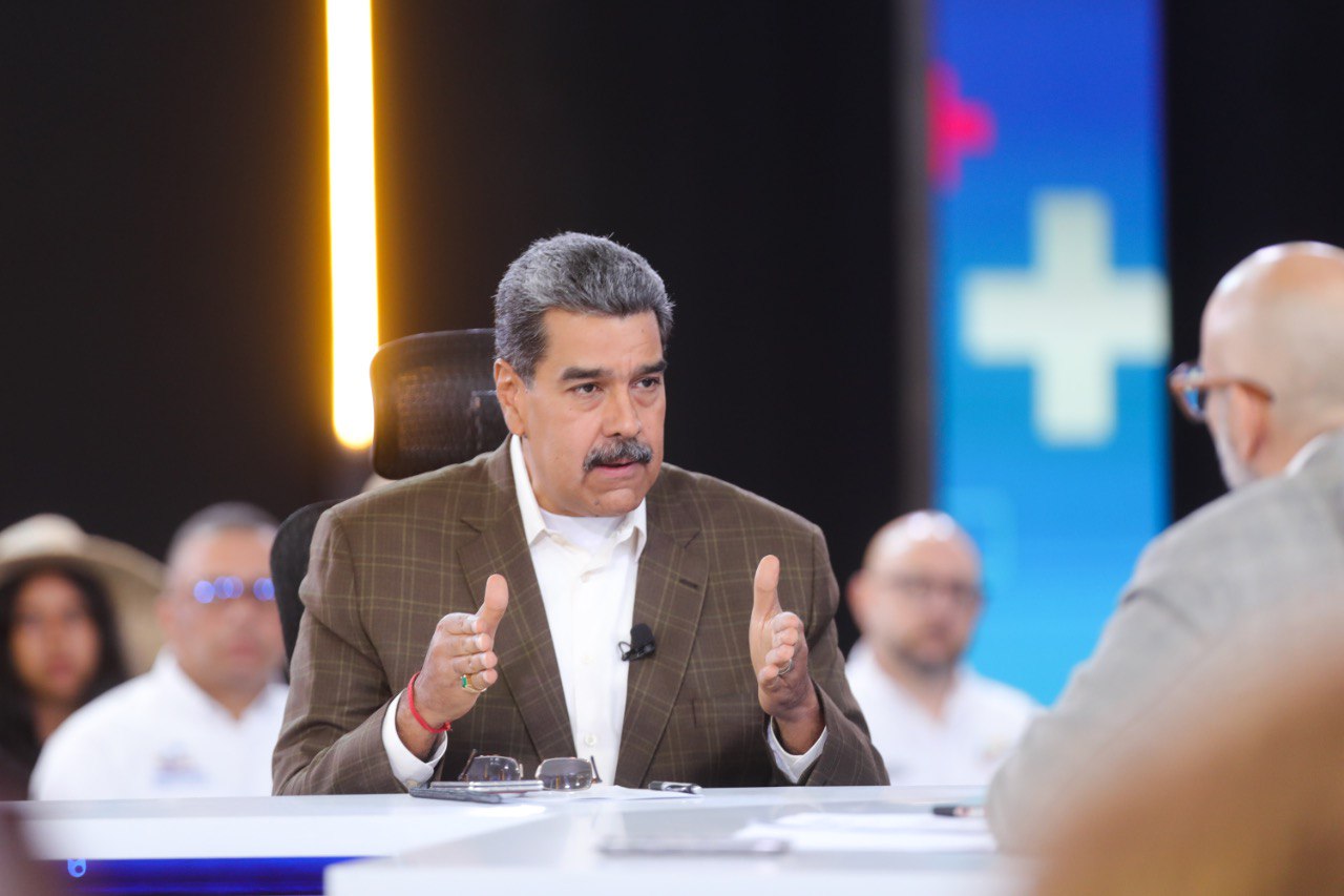 Presidente Maduro exige a Bukele libertad inmediata para migrantes venezolanos