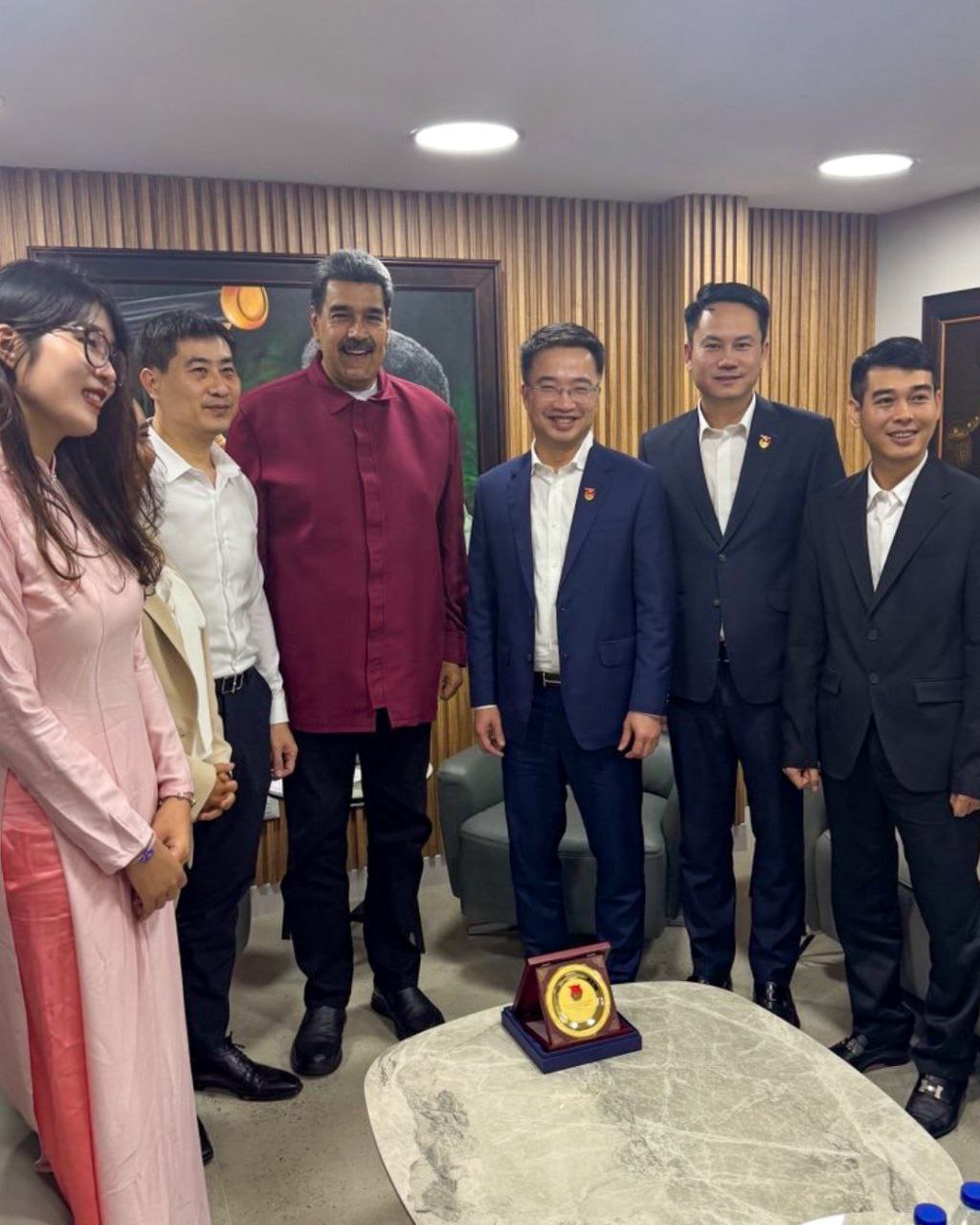 Venezuela y Vietnam afianzan relaciones de cooperación y amistad