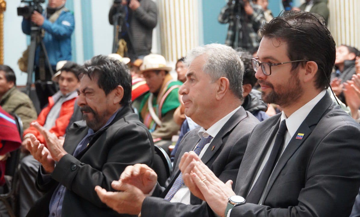 Embajador en Bolivia participa en lanzamiento del Encuentro Mundial de la Madre Tierra