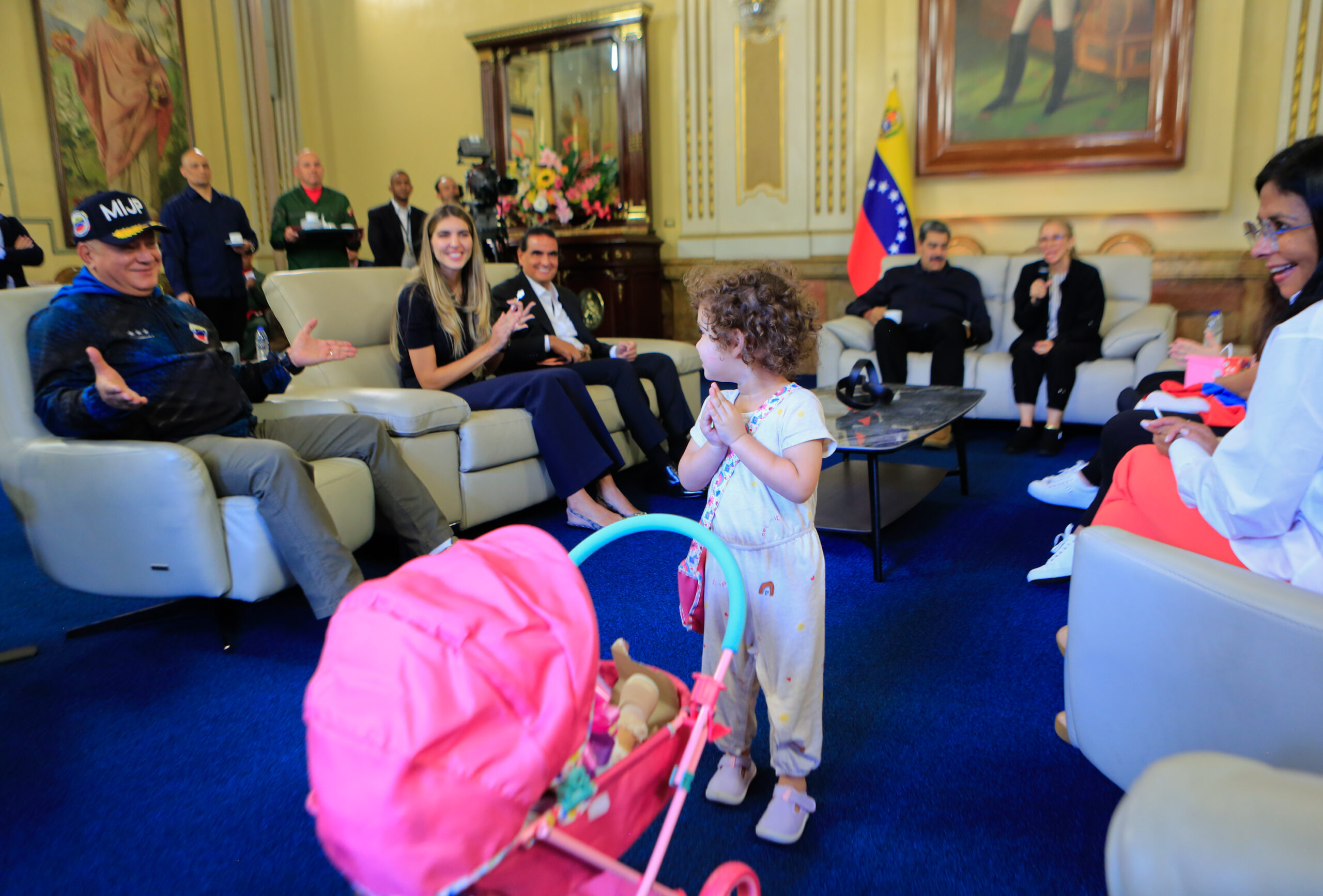 Presidente Maduro instó al pueblo a mantenerse movilizado y en solidaridad activa