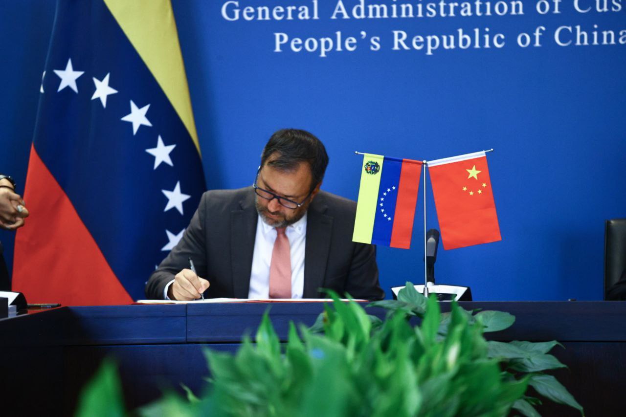 Venezuela sella acuerdo para exportar frijol mungo a China