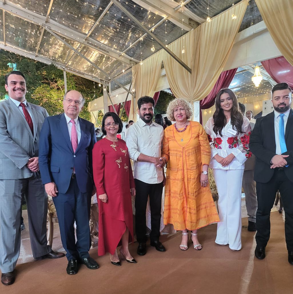 Embajadora en la India sostiene encuentro con el Jefe del Gobierno del estado de Telangana