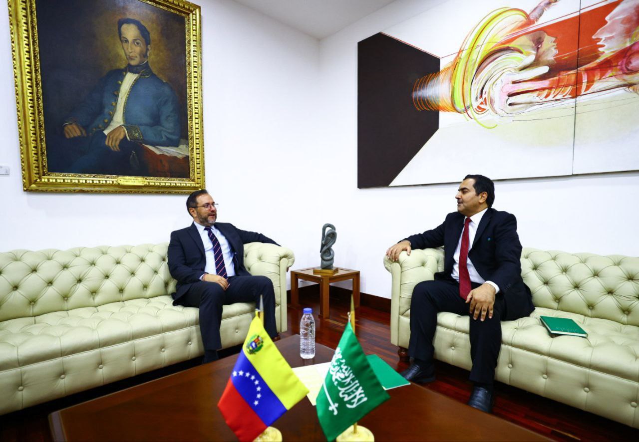 Venezuela y Arabia Saudita avanzan en la cooperación en el ámbito energético