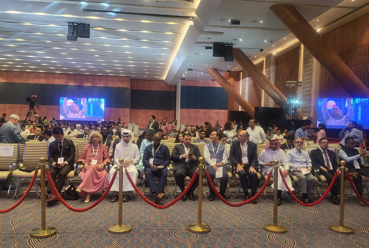 Embajadora en India asiste a inauguración de Cumbre de Inversionistas "Rising Northeast" 2025