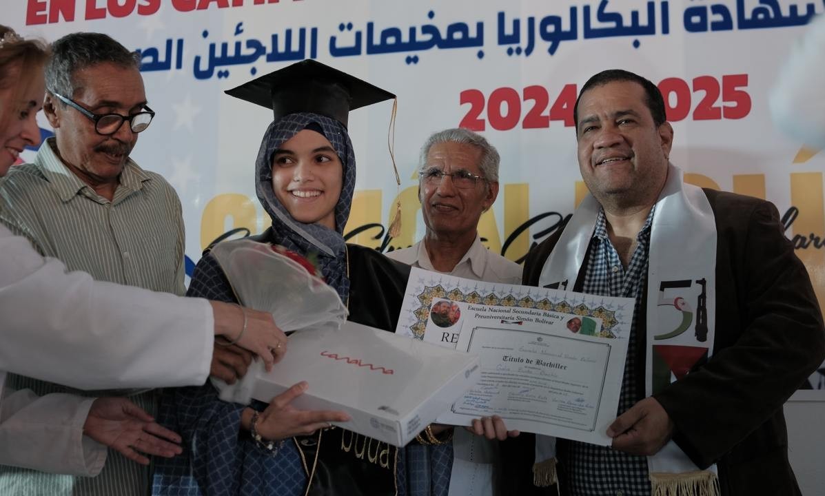 Venezuela presente en el acto de grado de la Escuela “Simón Bolívar” en Tinduf