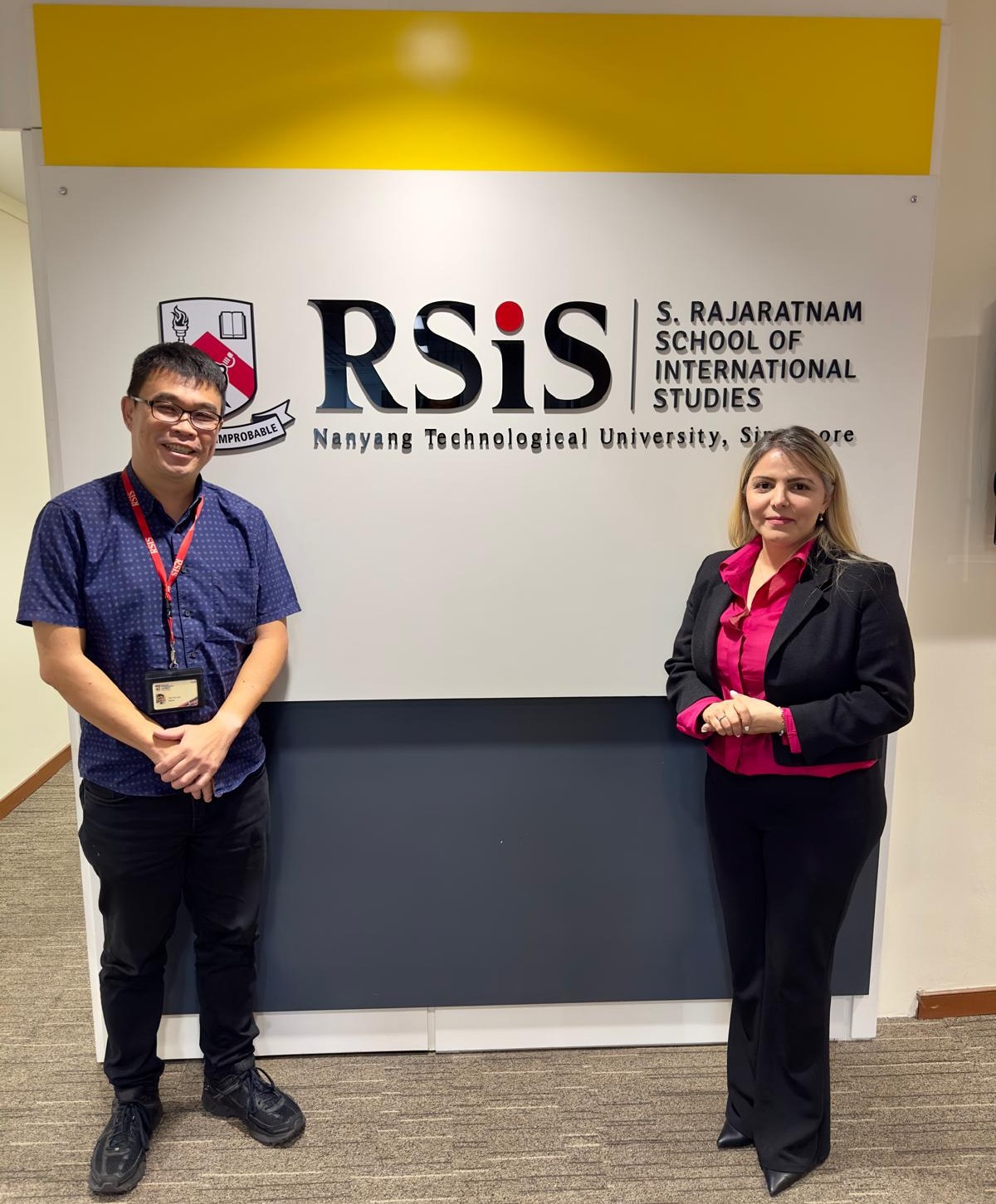 Embajadora en Singapur se reúne con Subdirector del Instituto de Estudios de Defensa y Estratégicos