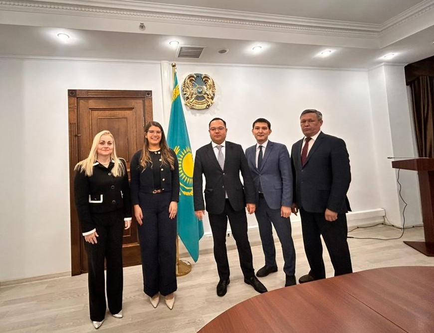 Venezuela y Kazajistán abordan el fortalecimiento de la cooperación ambiental