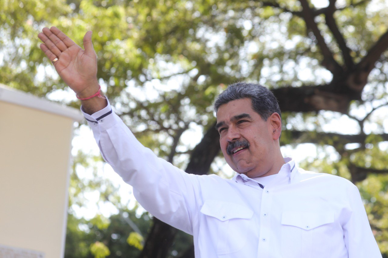 Presidente Maduro a Donald Trump: «No se deje envenenar