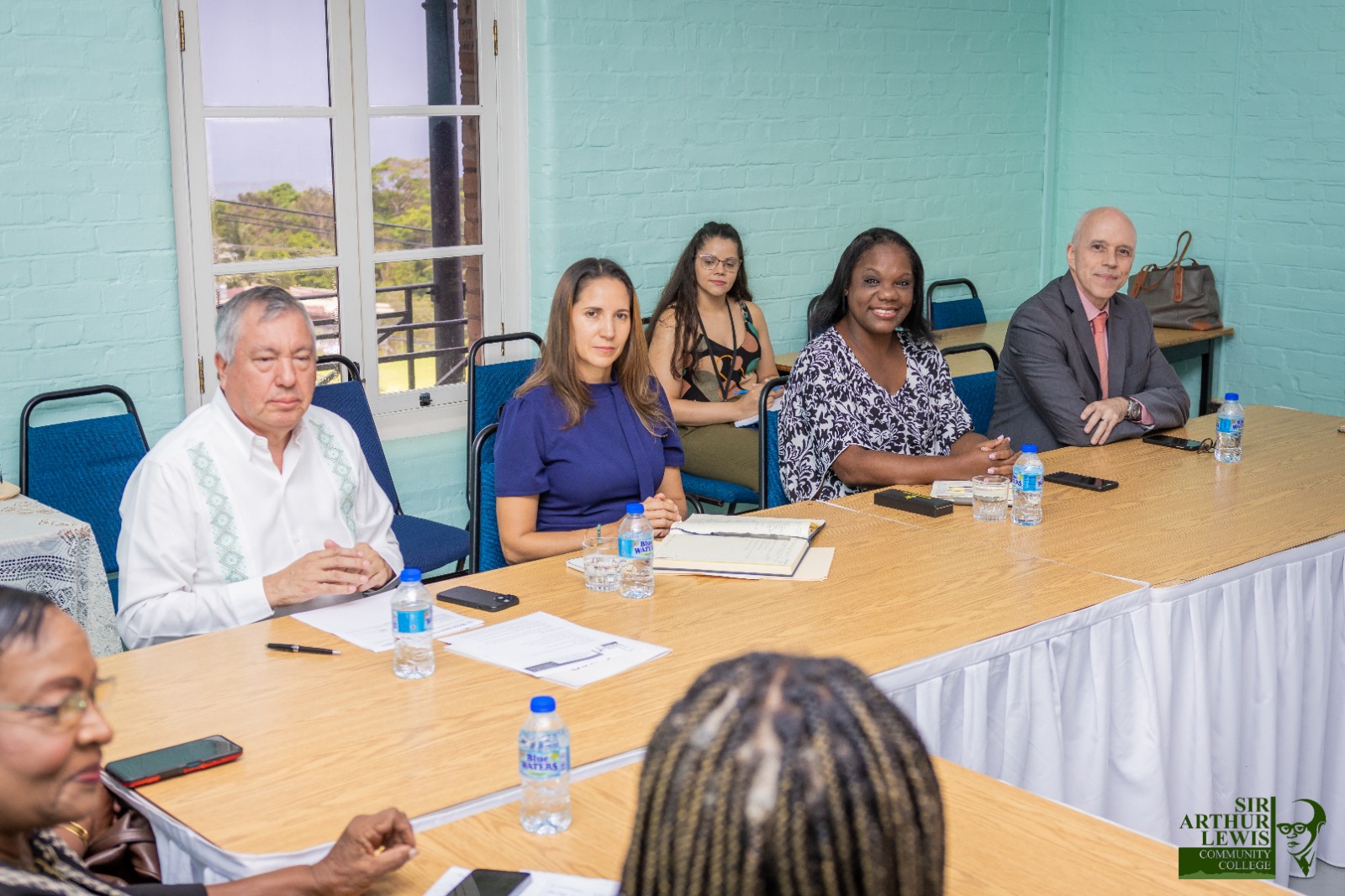 Venezuela impulsa en Santa Lucía integración regional desde la cultura