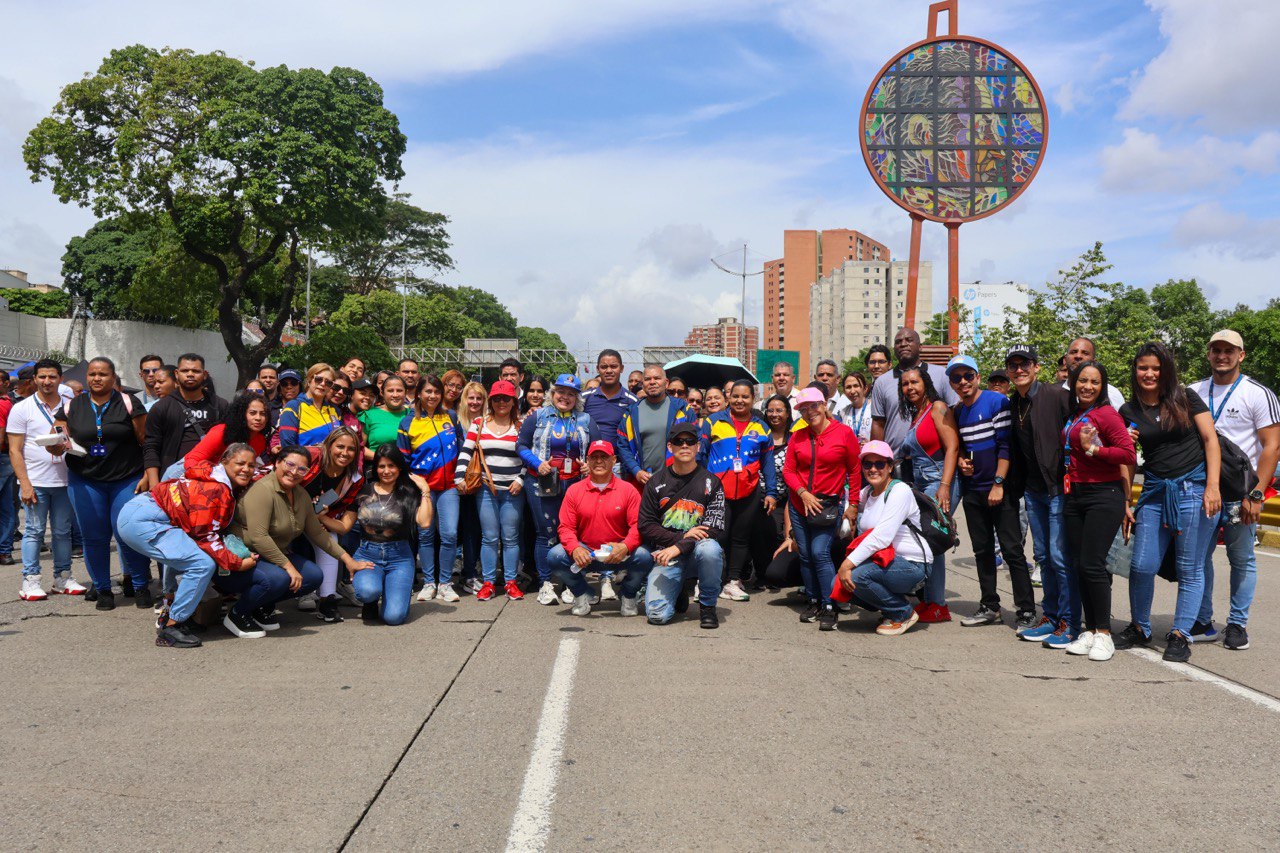 Cancillería acompañó multitudinaria marcha por la paz mundial en Caracas