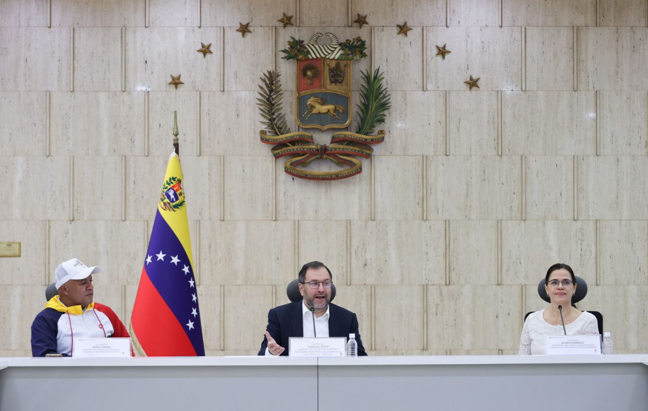 Instalan Comisiones Simón Bolívar dentro del Poder Comunal venezolano para avanzar en la transformación geopolítica