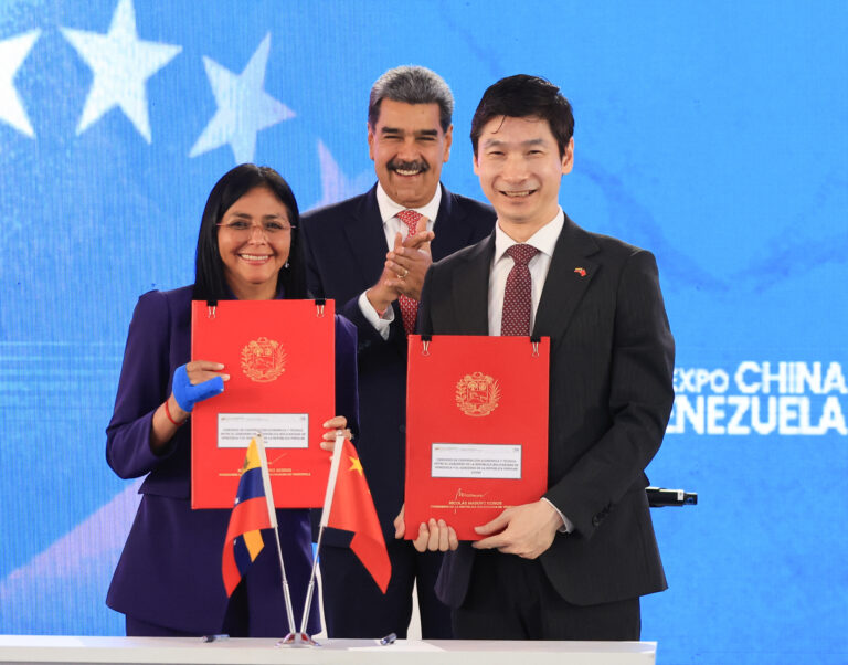 Venezuela y China profundizan cooperación estratégica con firma de acuerdos clave en la Expo China – Venezuela