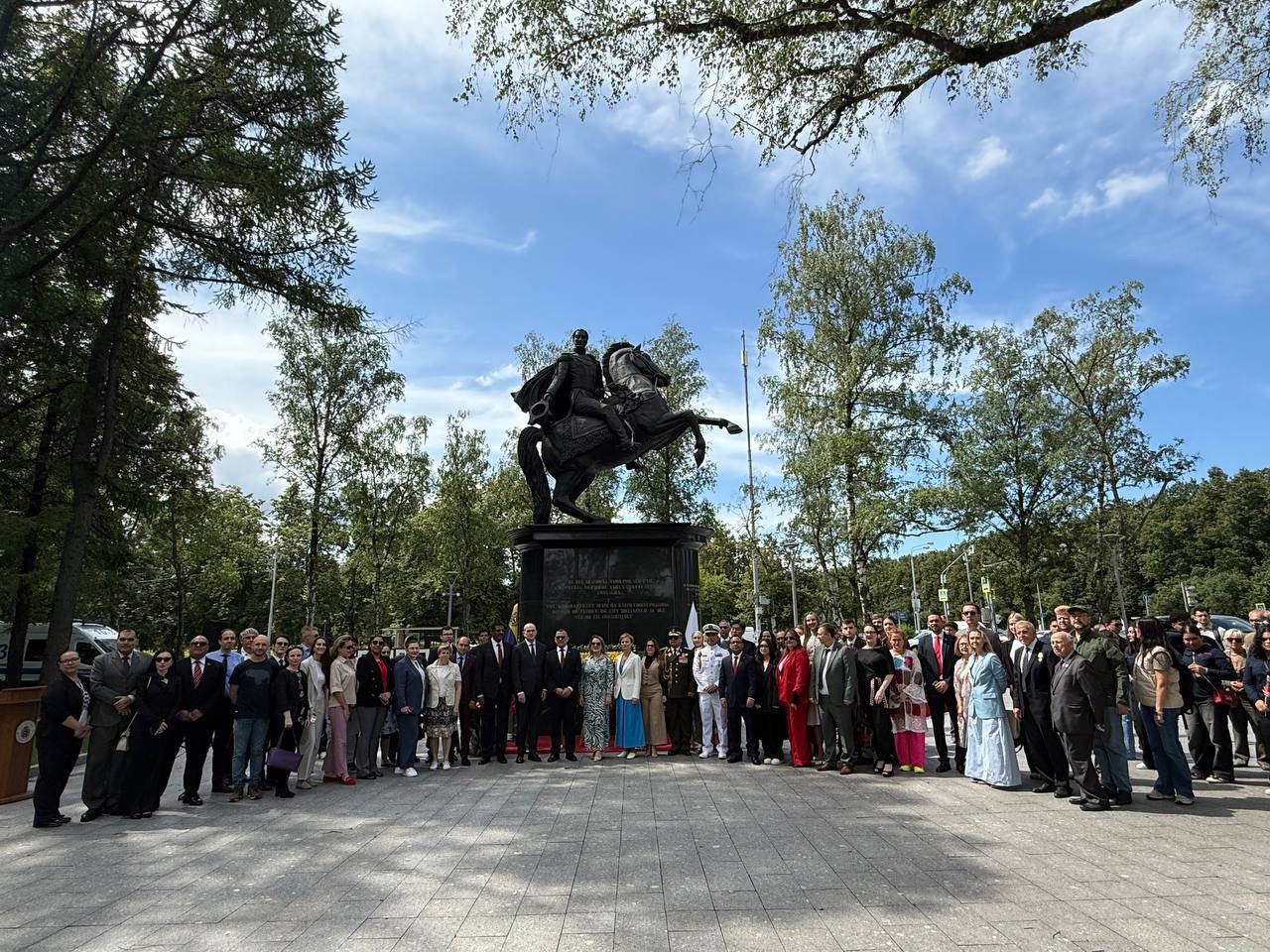 Embajada de Venezuela en Moscú celebra 214 aniversario de la Firma del Acta de la Independencia