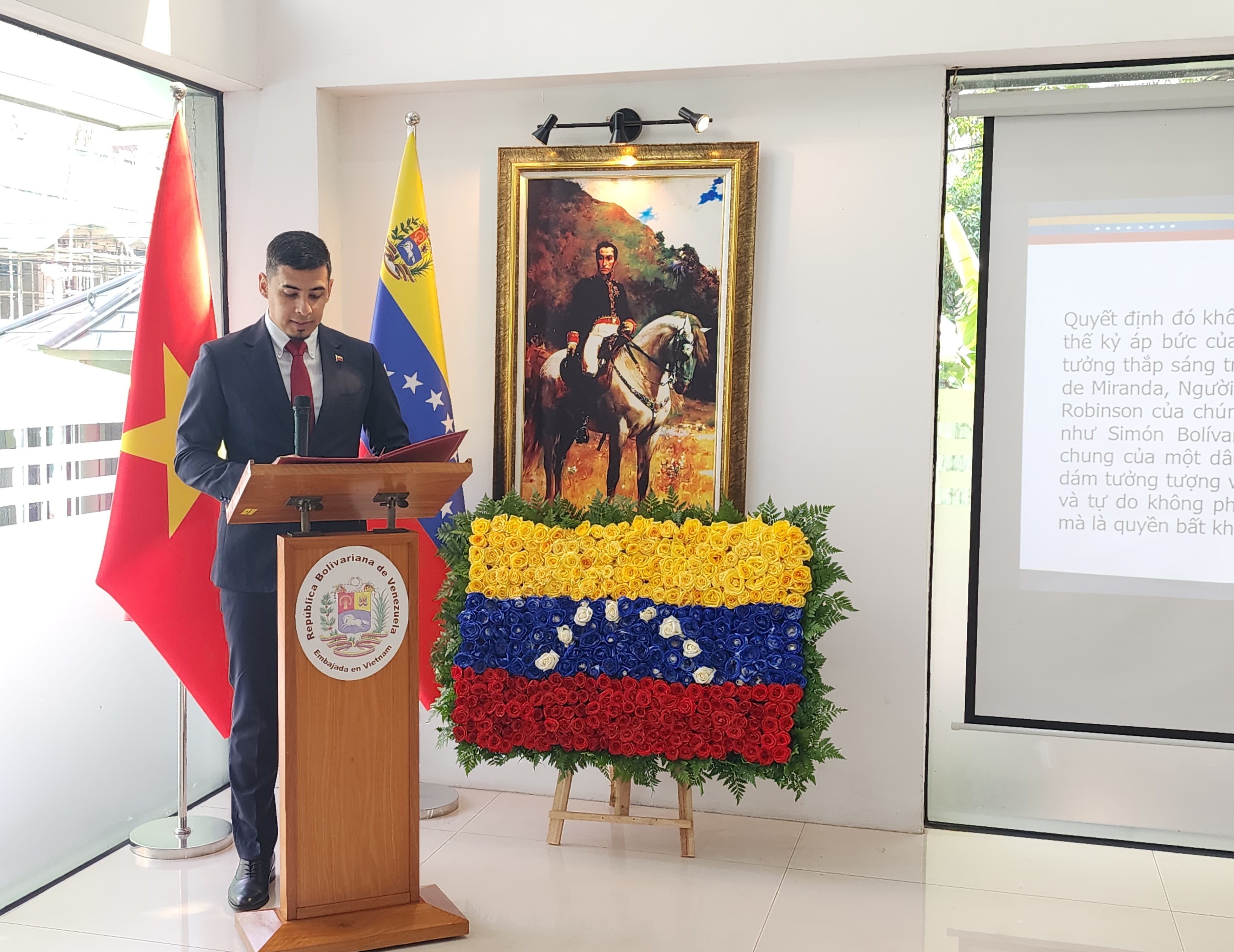 Embajada de Venezuela en Vietnam conmemora 214 Aniversario de la Independencia