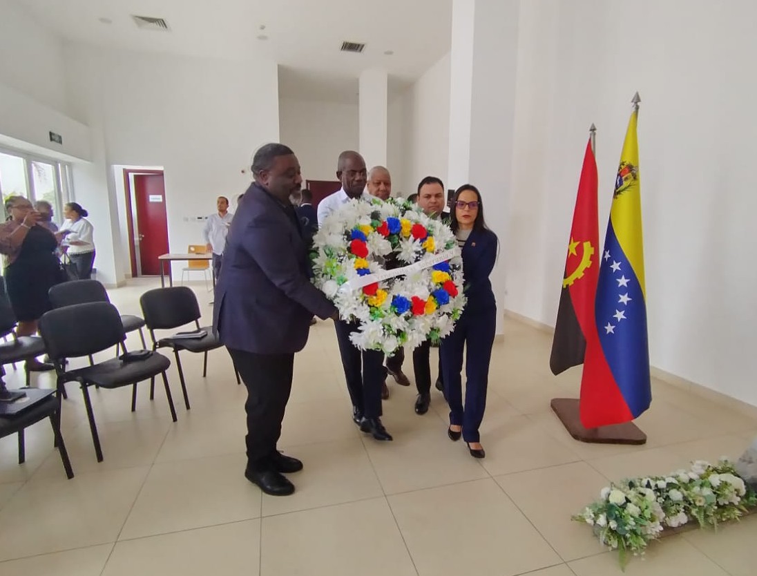 Conmemoran en Luanda 214 aniversario de la Independencia de Venezuela con llamado a la paz