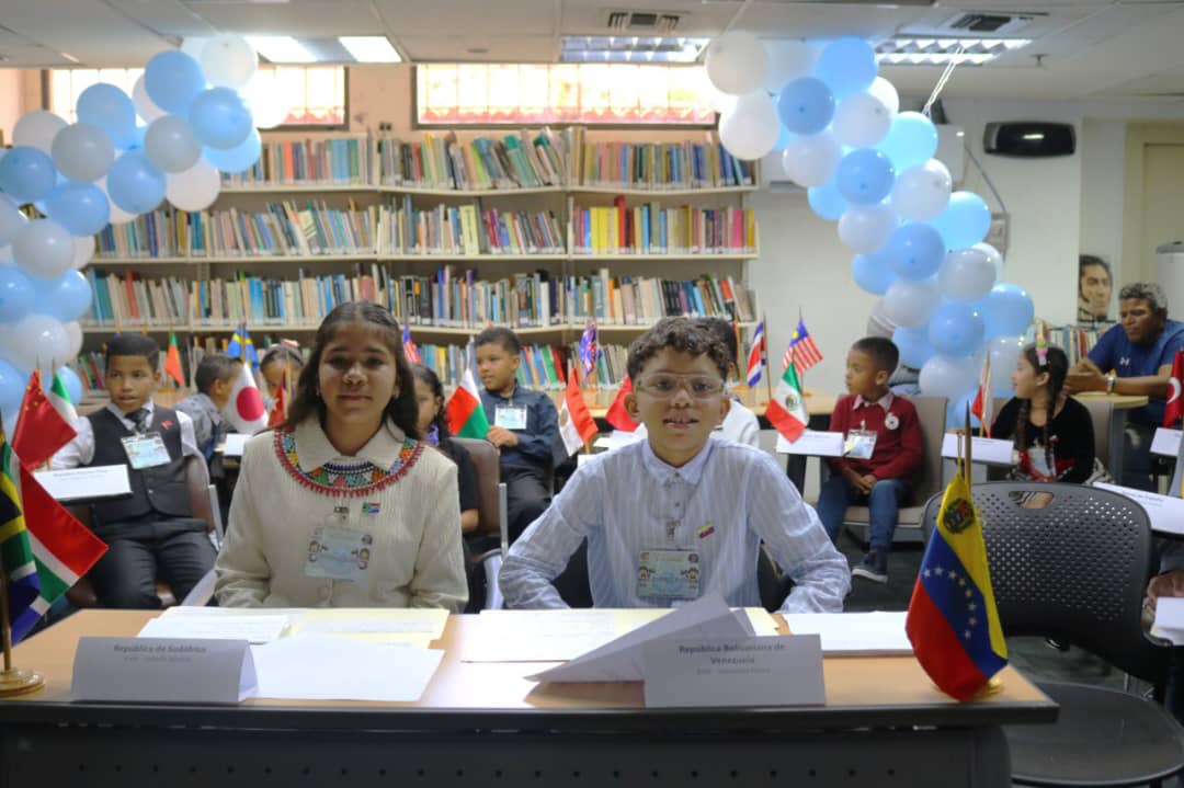 Programa Diplomacia Infantil de Cancillería simuló modelo de Naciones Unidas