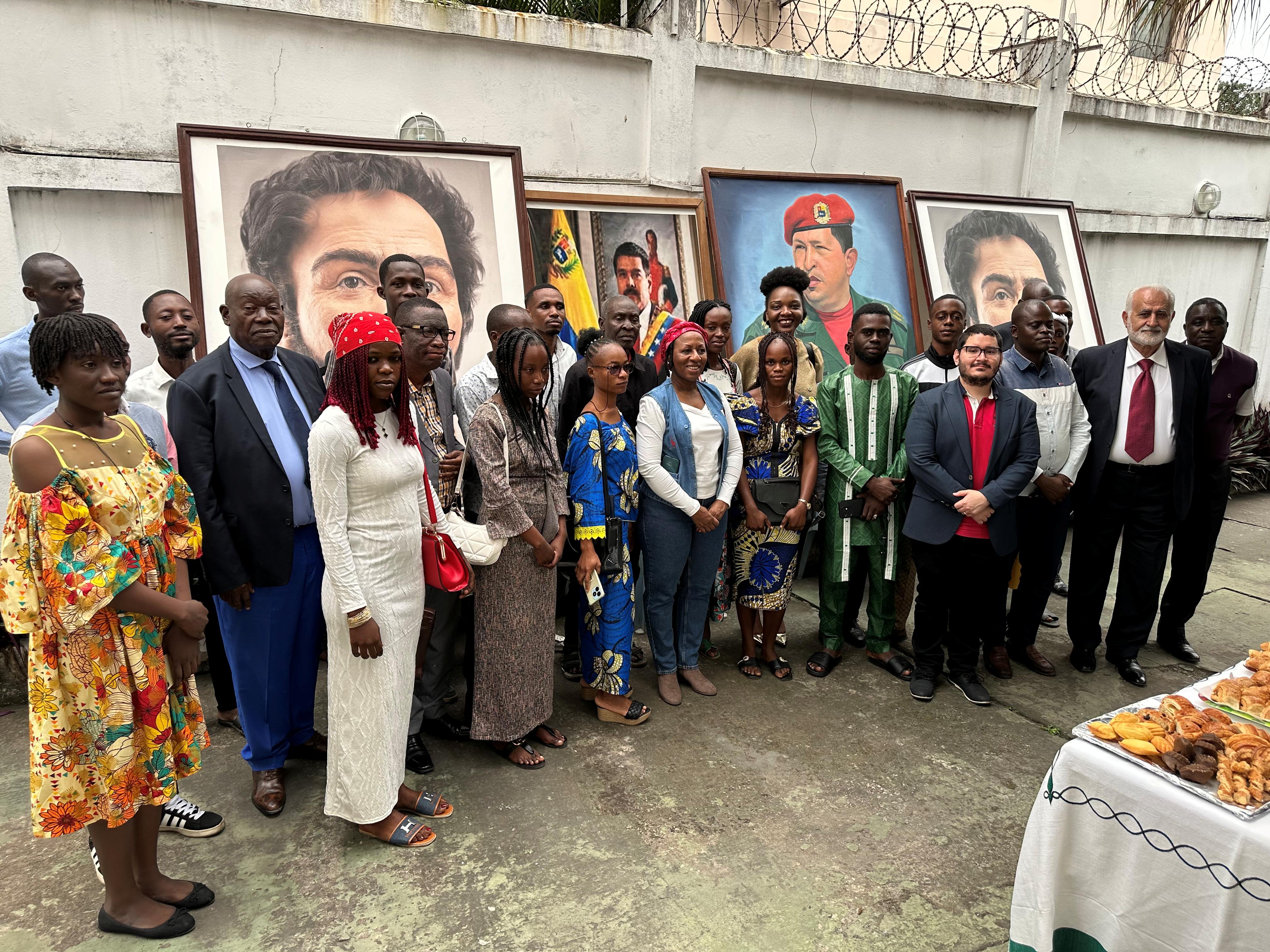 Embajada en el Congo continúa conmemoración de Julio Patriota con proyección de la película 