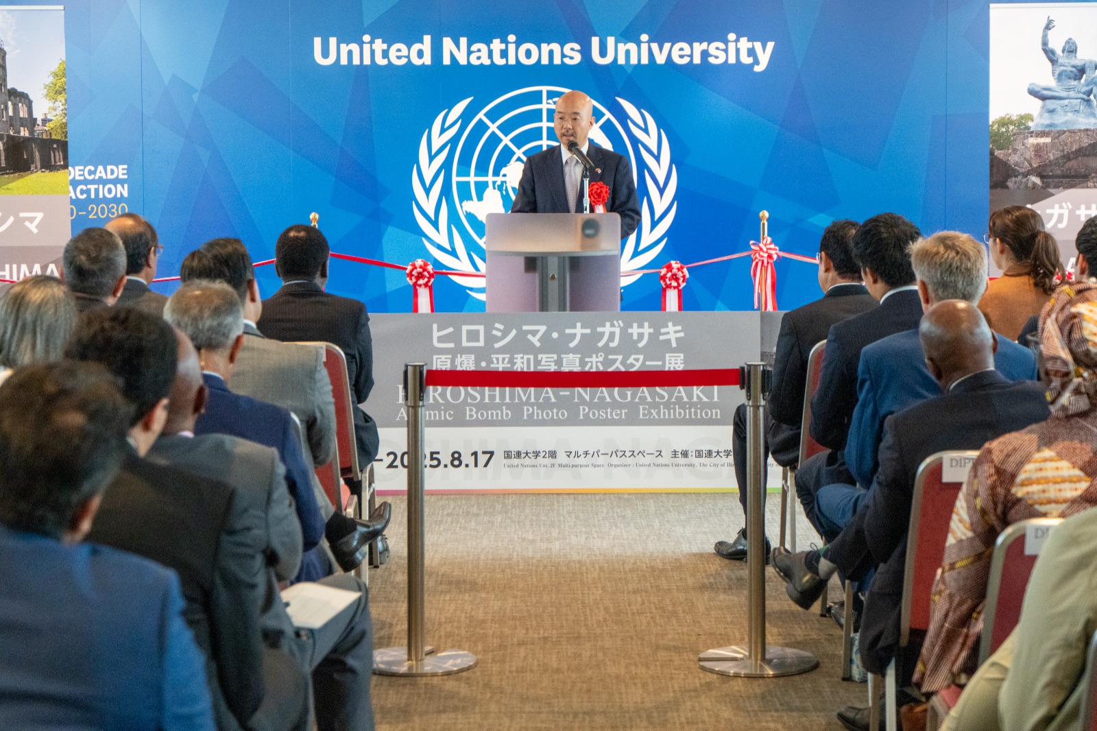 Embajador en Japón participó en inauguración de Exposición por la Paz en Tokio