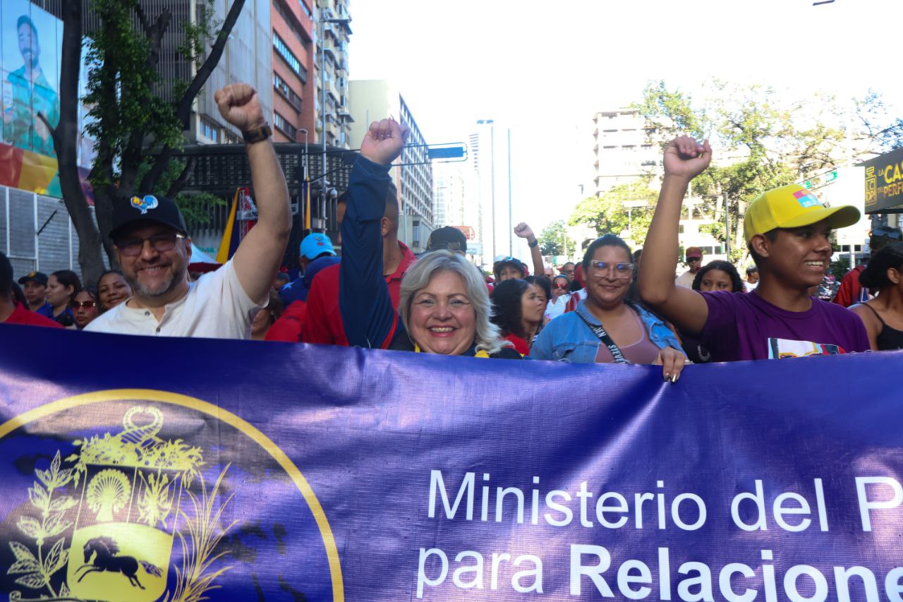 Canciller Gil: Hoy marchamos por la reivindicación del legado del Comandante Chávez