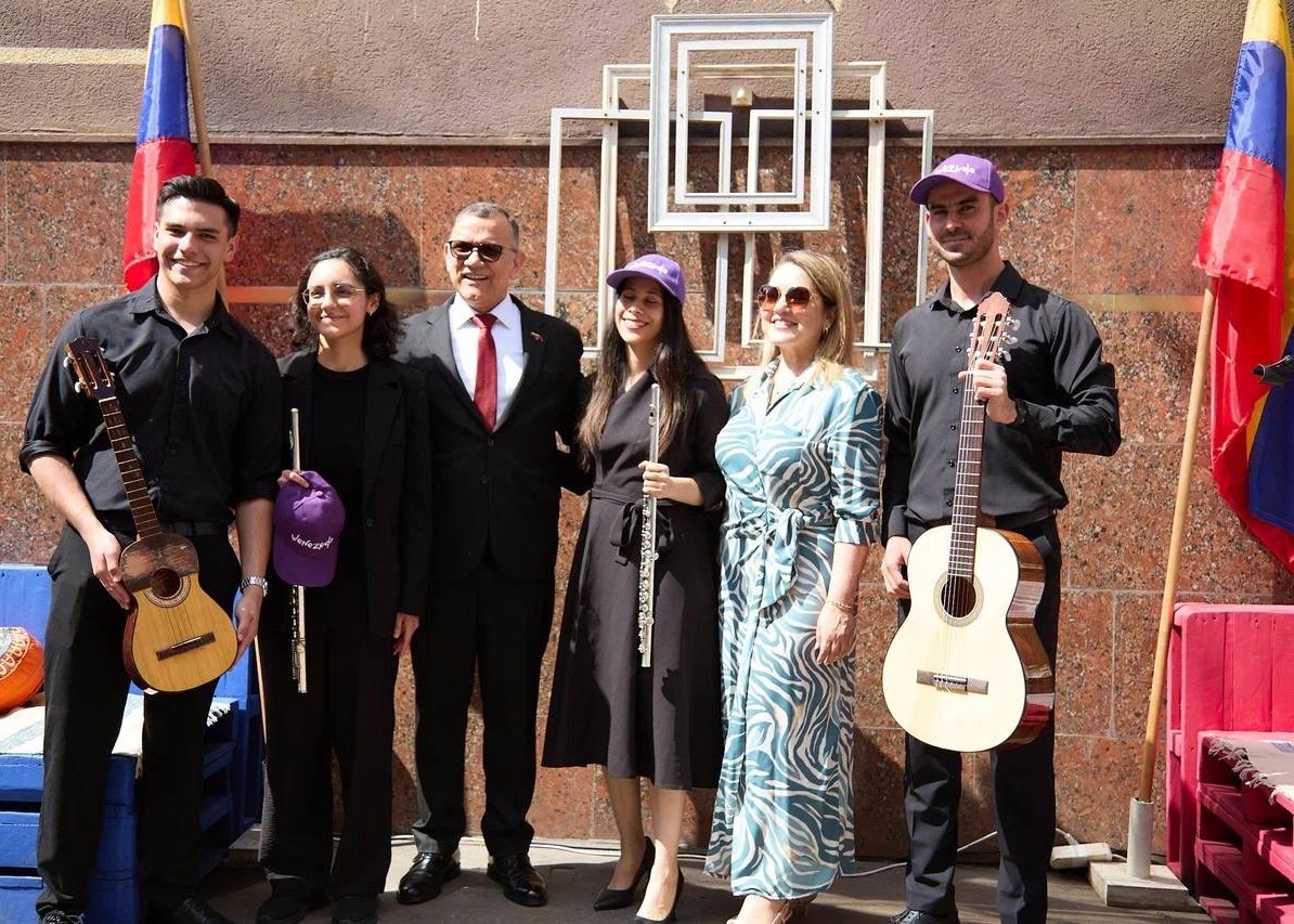 Moscú celebra con alegría el Día de la Independencia de Venezuela con un vibrante evento cultural