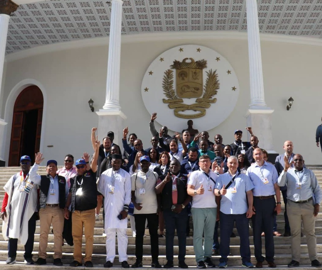 Veedores de Namibia y Zimbabue acompañaron jornada electoral venezolana