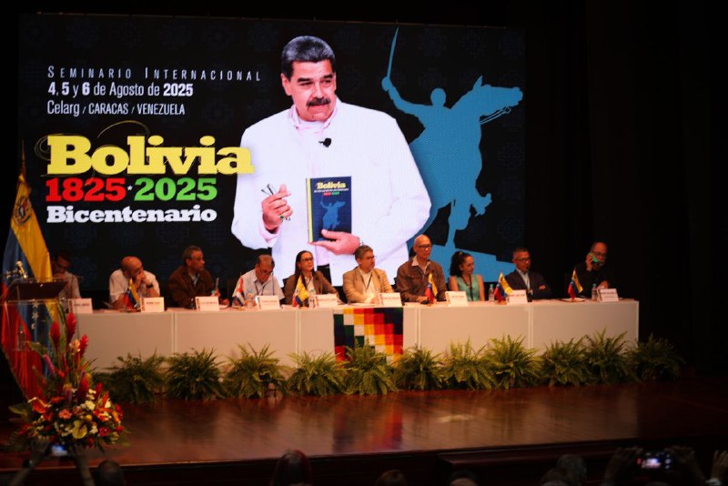 Presidente Maduro interviene en el Seminario Internacional por el Bicentenario de Bolivia