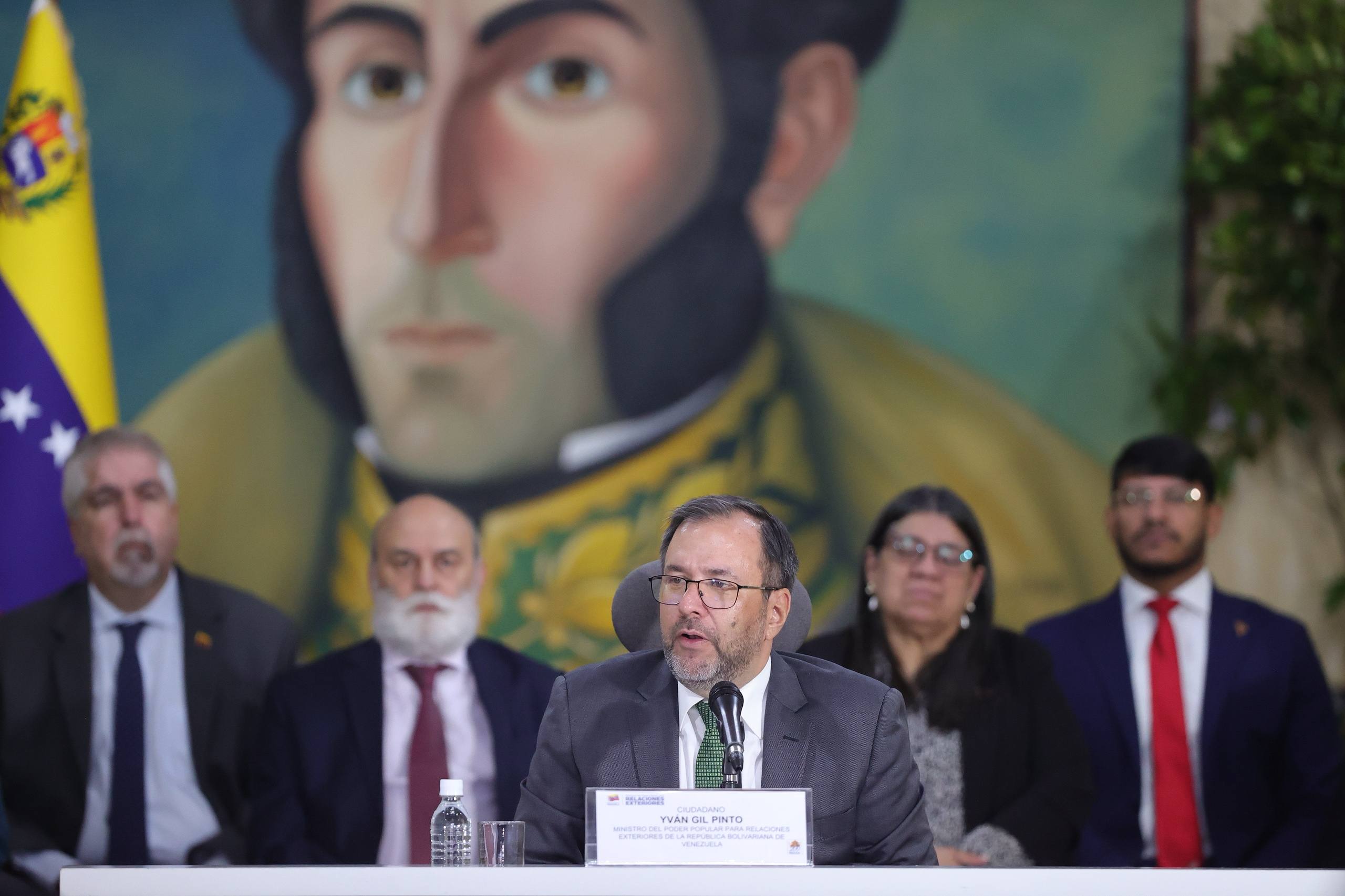 Venezuela exhorta a Comunidad Internacional a condenar plan terrorista de EEUU