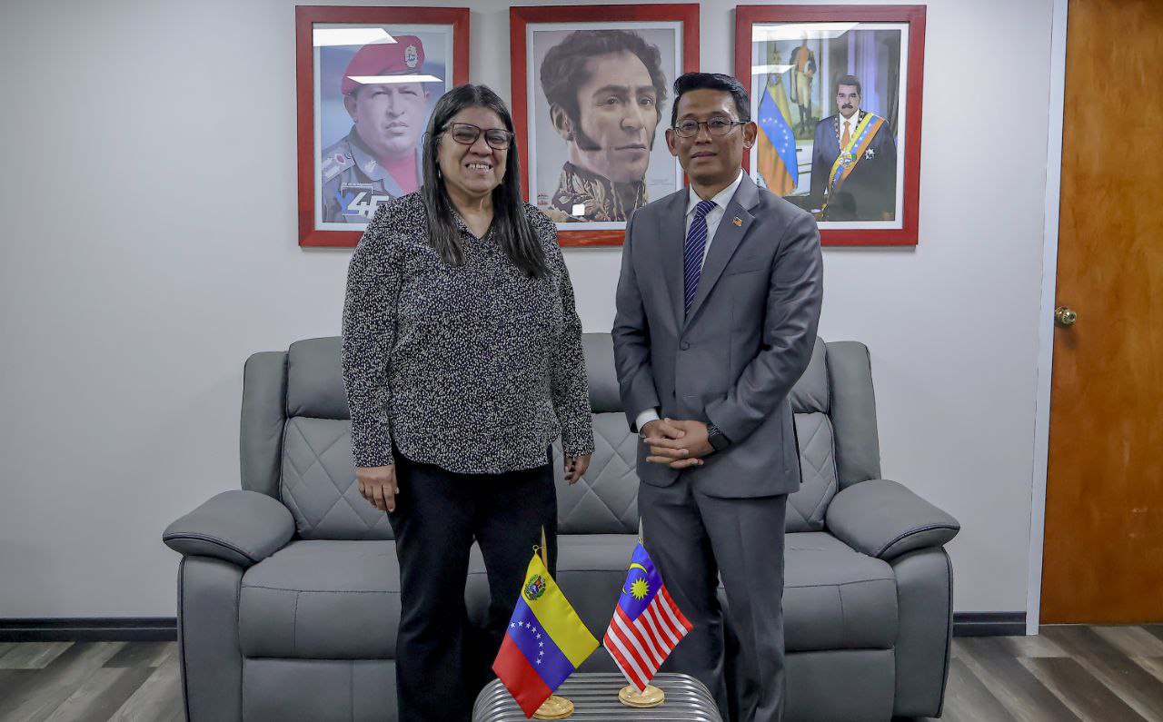 Venezuela y Malasia revisan relación y estrategias para impulsarla