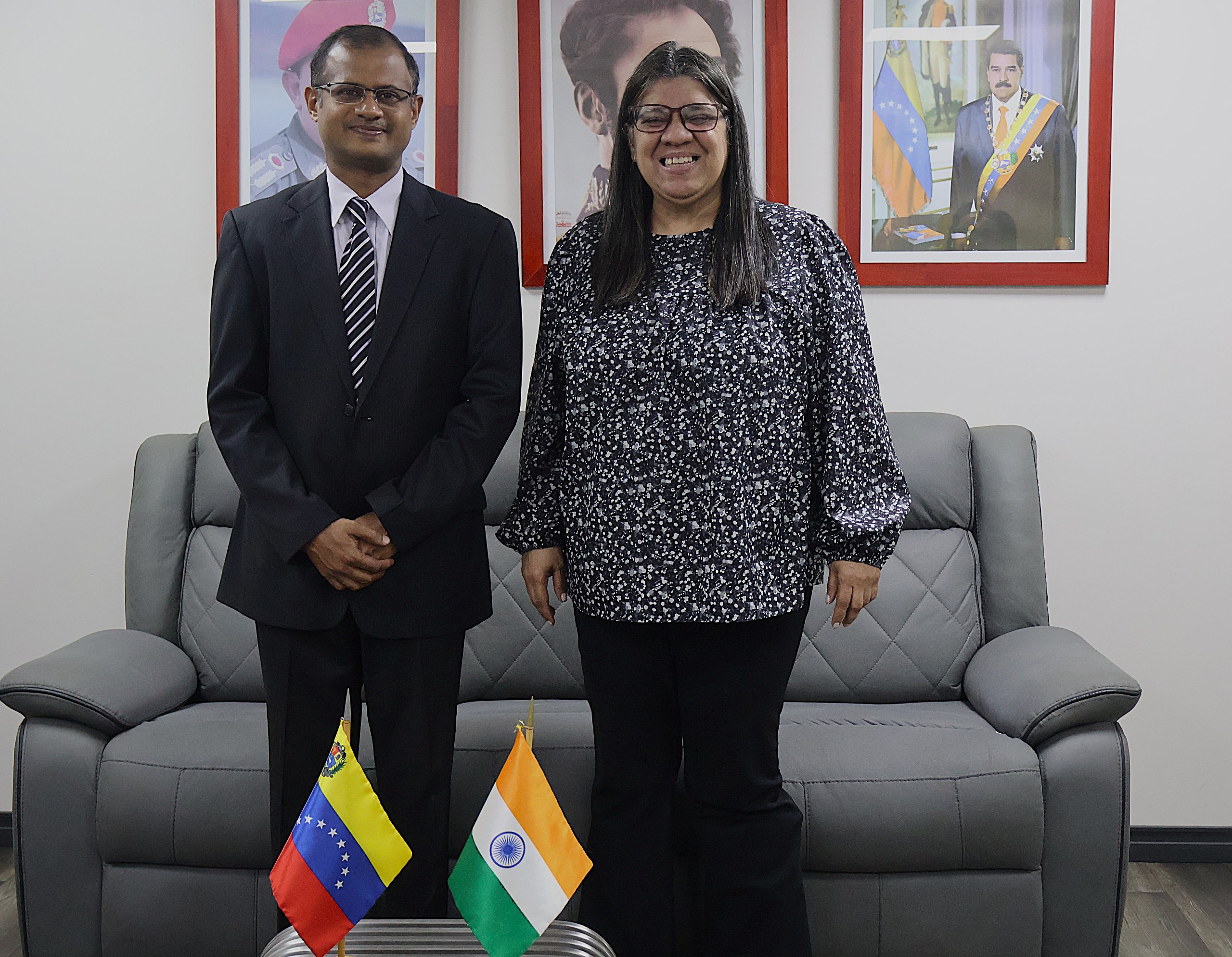 Venezuela e India evalúan en Caracas avances de la cooperación conjunta
