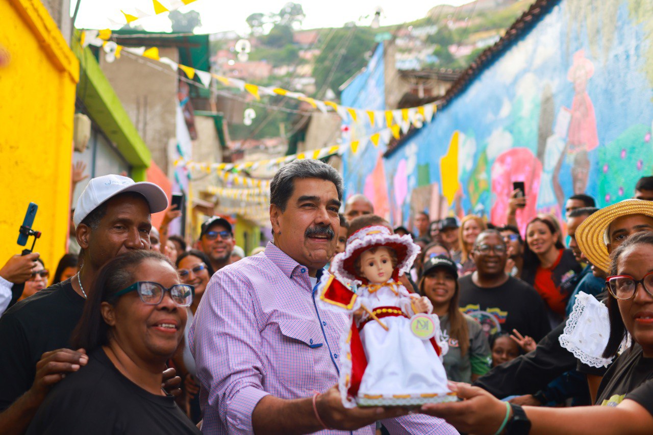 Presidente Maduro exalta el poder de la soberanía y del pueblo ante el imperialismo