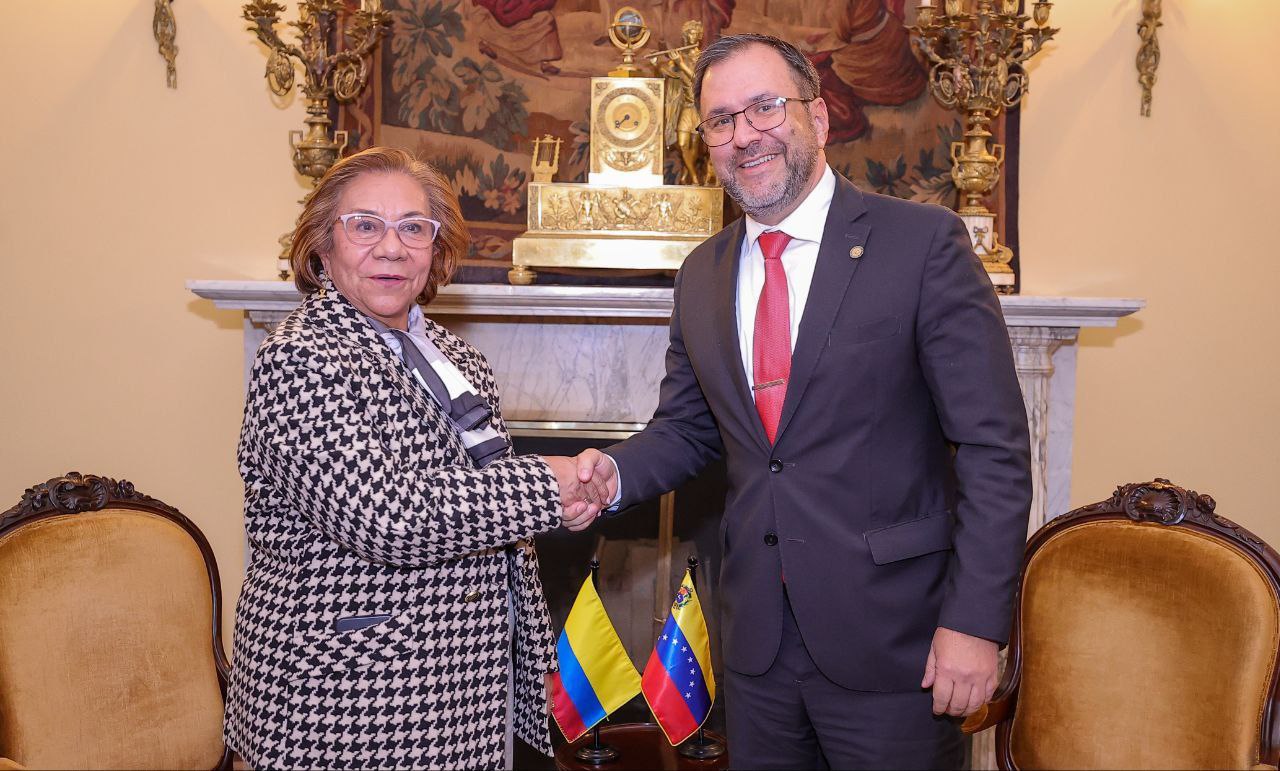 Venezuela y Colombia abordan situación geopolítica regional en reunión de Cancilleres
