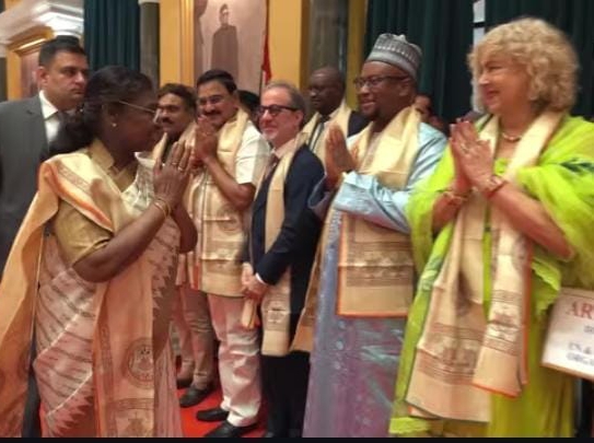 Venezuela presente en recepción oficial por el 79 aniversario de la Independencia de la India