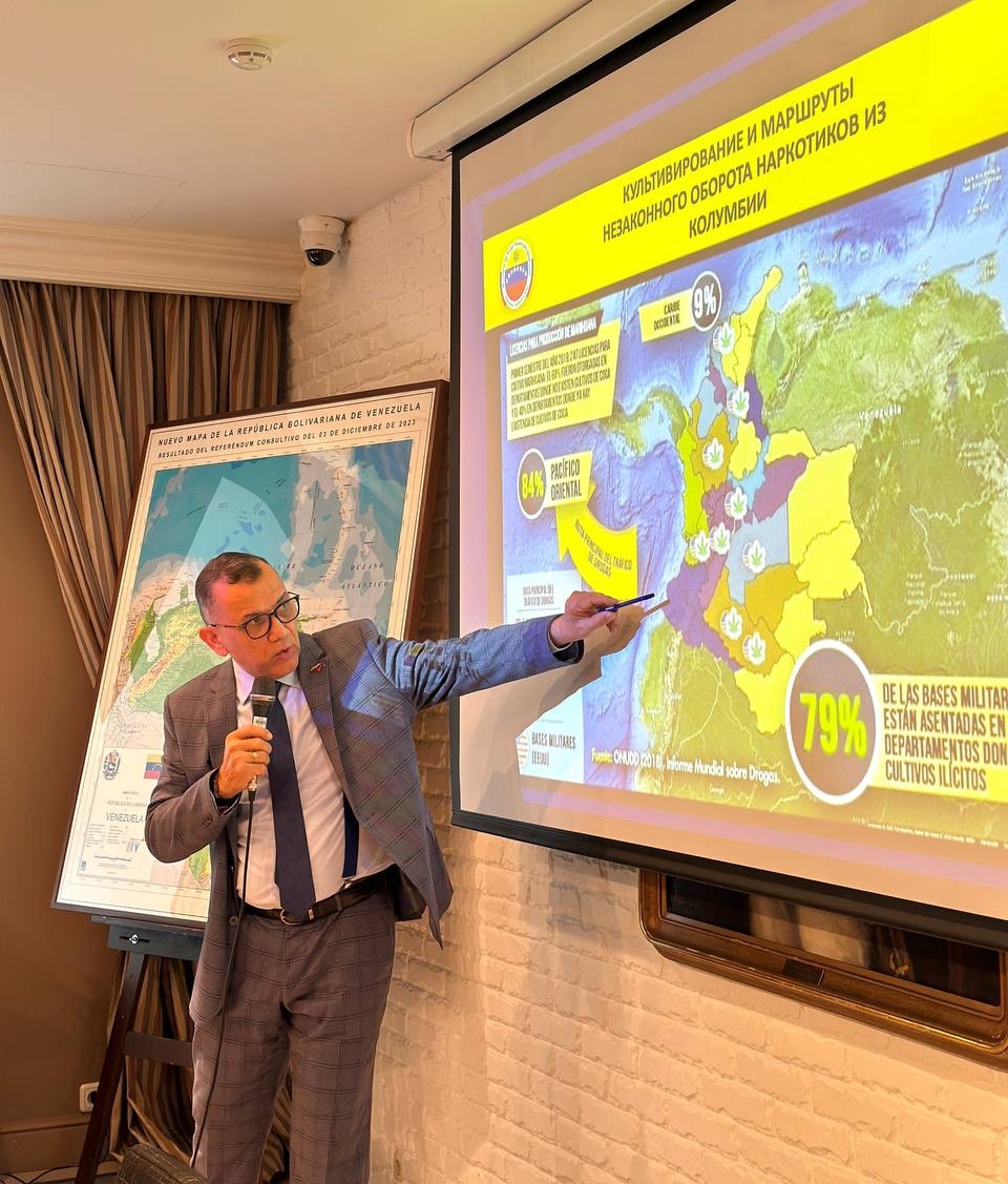 Celebran en Moscú conversatorio: "Amenazas y Ofensivas del Imperialismo en América Latina - Caso Venezuela"