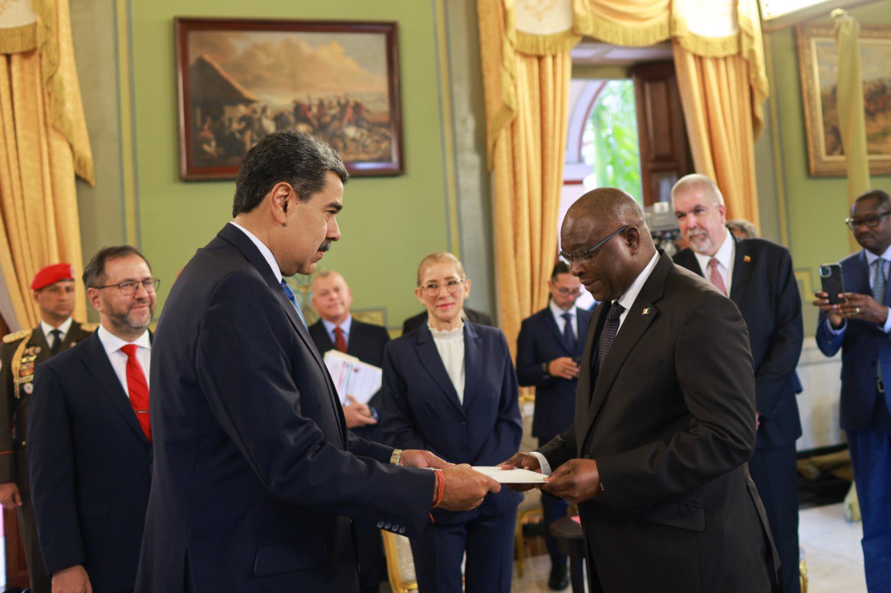 Embajador de Côte d’ivoire entrega Cartas Credenciales al Presidente Nicolás Maduro