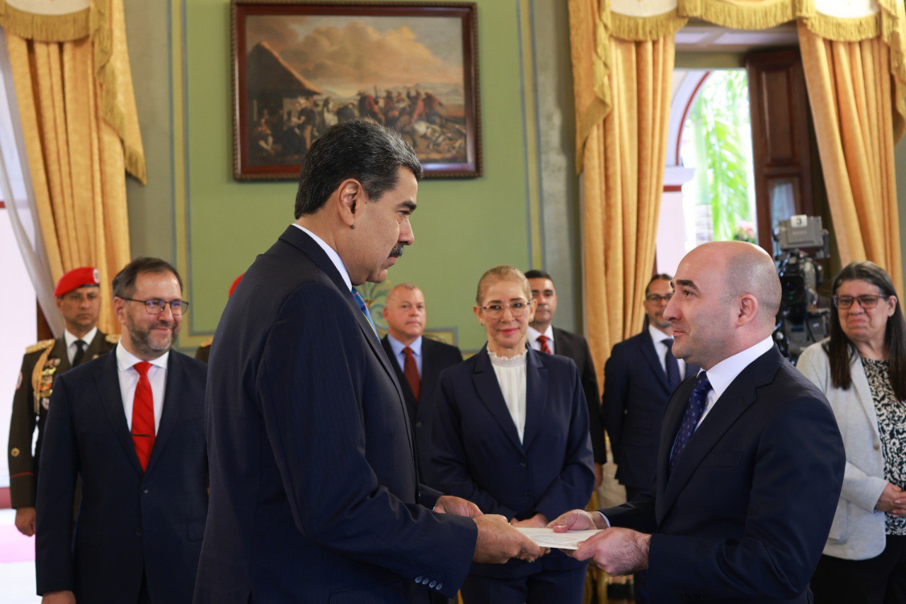 Venezuela y Azerbaiyán profundizan lazos de amistad y cooperación