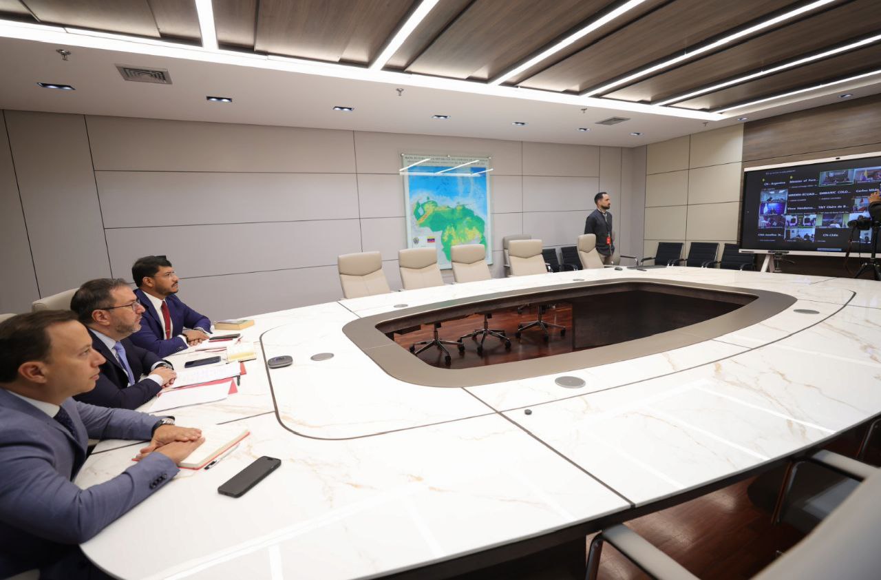 Venezuela insta a la CELAC a condenar política intervencionista de EEUU en Zona de Paz