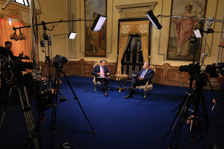 Venezuela derrota el bloqueo con la fuerza de su empresariado