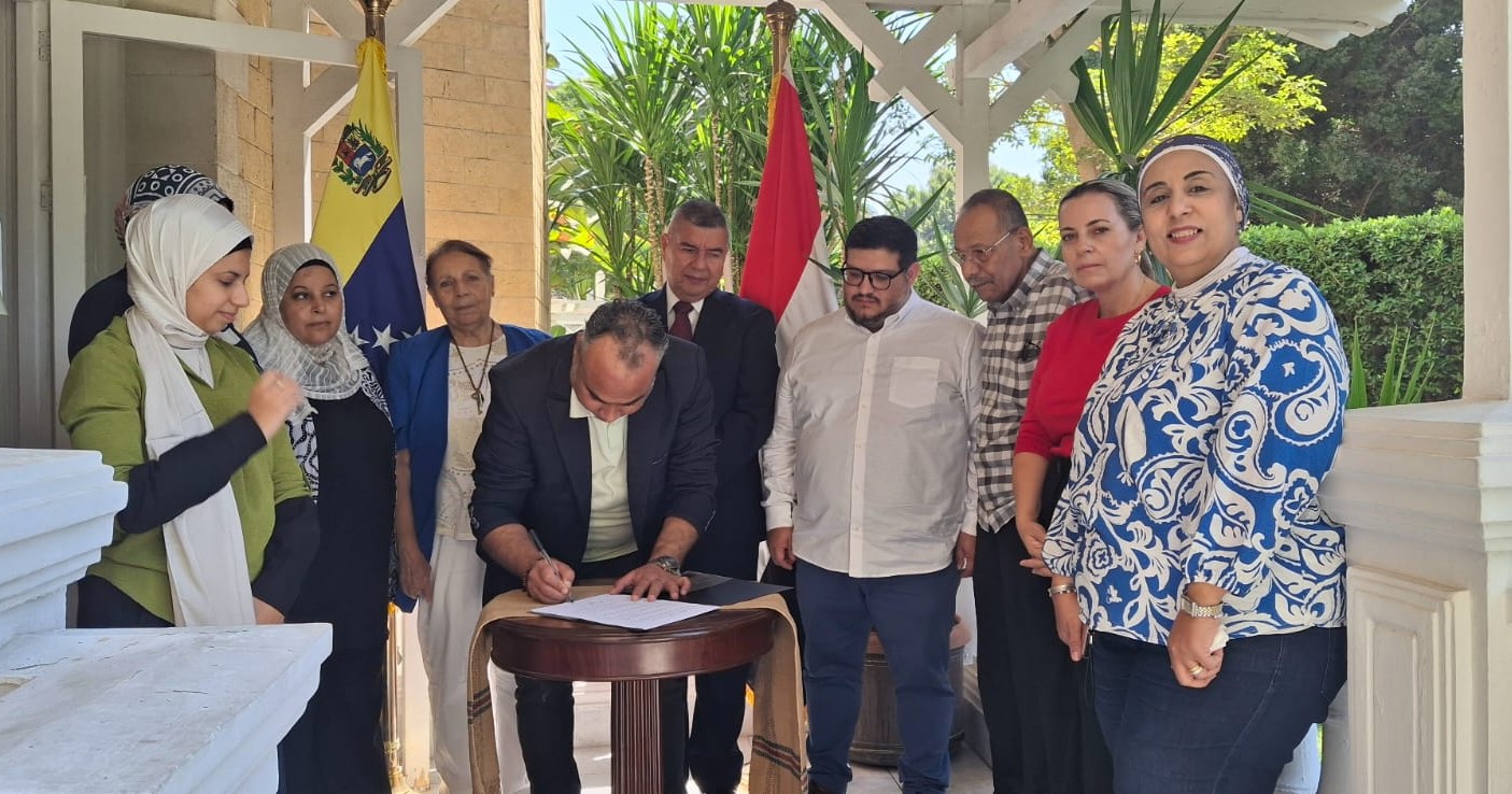 Organizaciones y movimientos sociales egipcios entregan comunicado de solidaridad con Venezuela