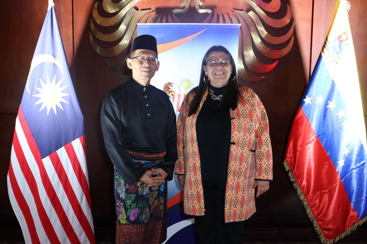 Viceministra Pugh destaca liderazgo basado en la unidad y reconocimiento de la diversidad de Malasia