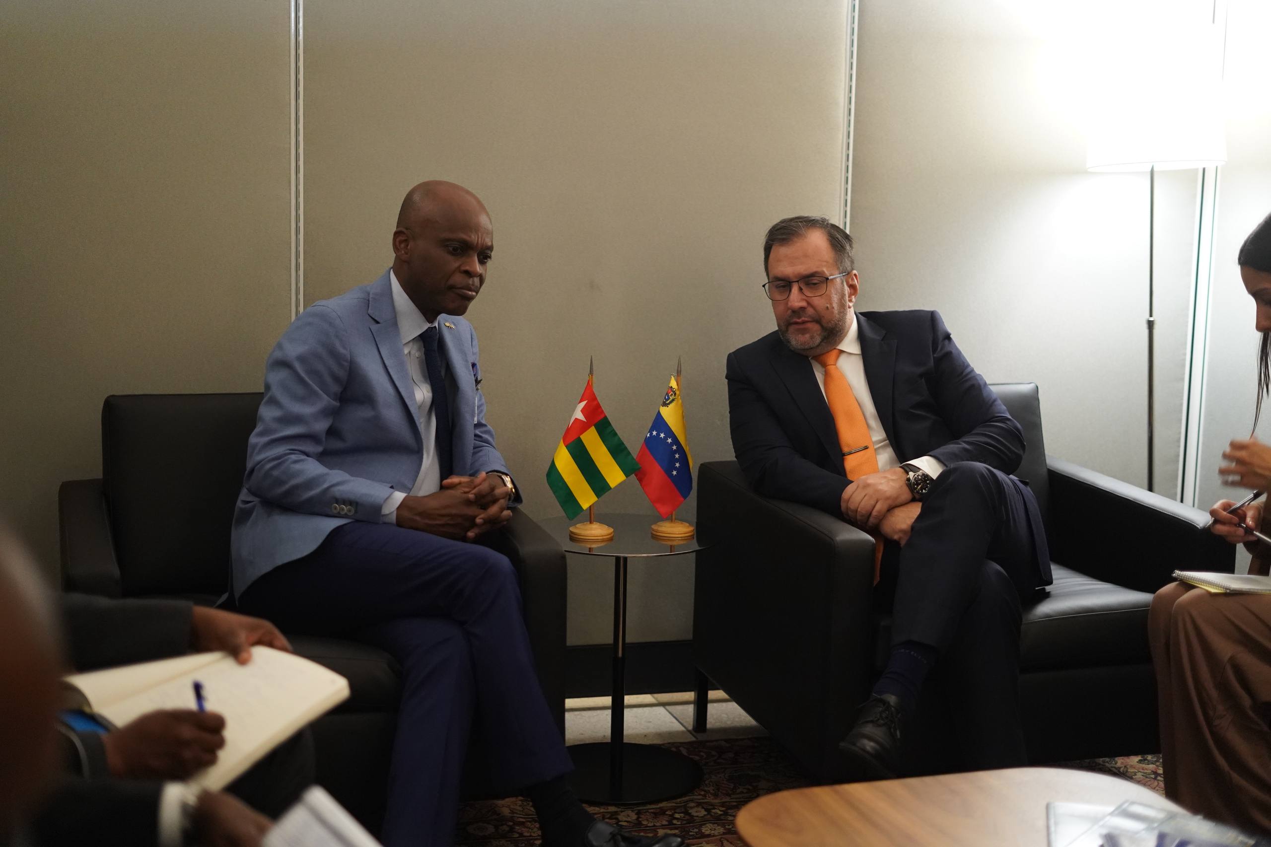 Venezuela y Togo acuerdan avanzar en colaboración en sectores estratégicos