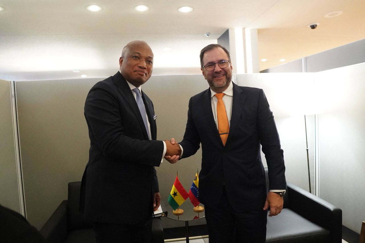 Venezuela y Ghana reafirman voluntad de fortalecer cooperación estratégica