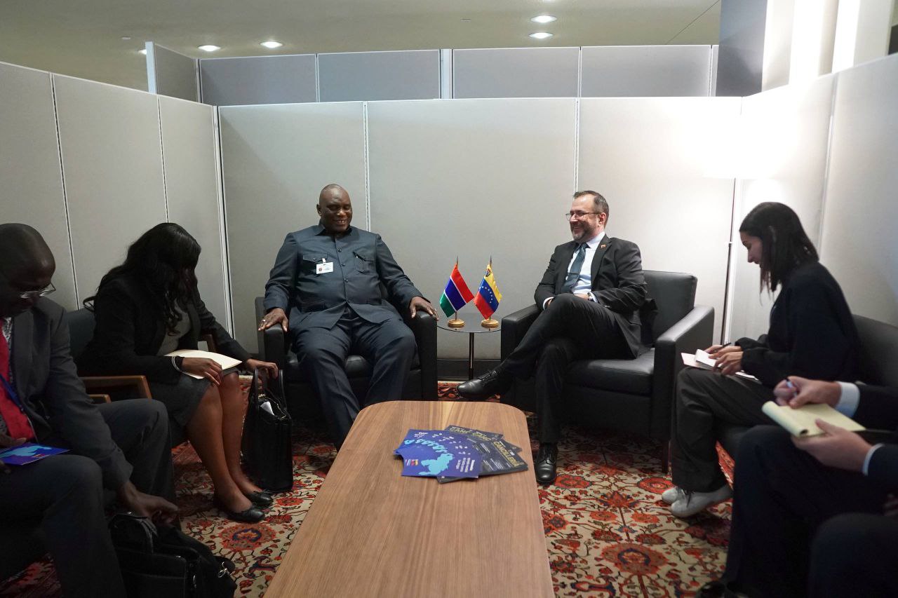 Venezuela y Gambia fortalecen el diálogo y la cooperación bilateral