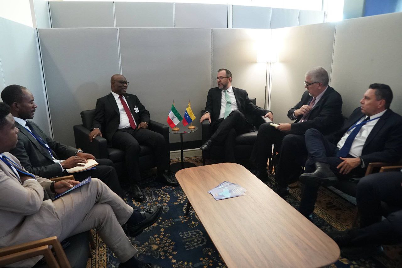 Venezuela y Guinea Ecuatorial reafirman compromiso de promover la paz global